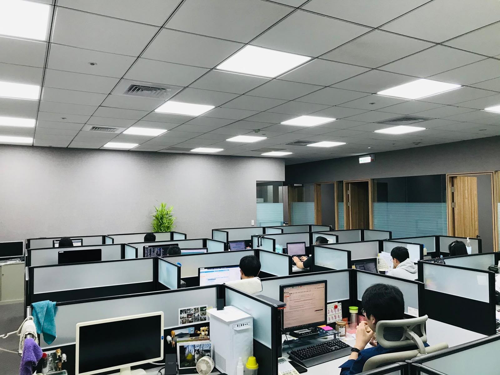 Đội ngũ phát triển hệ thống và dịch vụ doanh nghiệp của Femas HR.